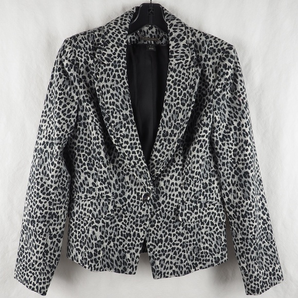 White House Black Market Jackets & Blazers - White House Black Market Blazer Leopard Print Sz 8